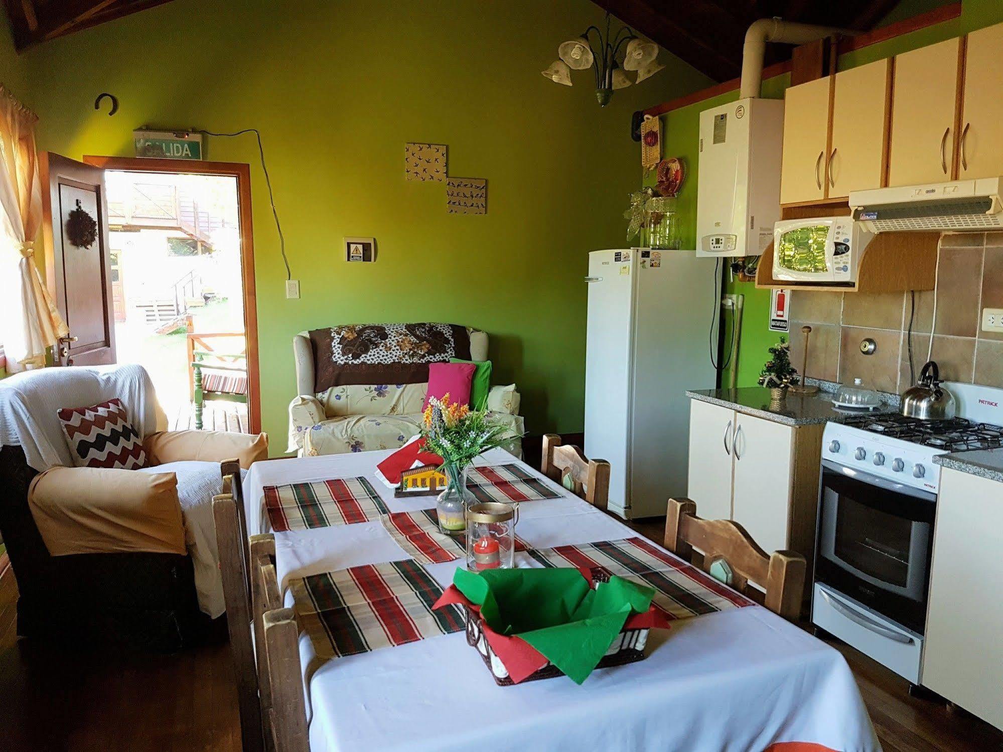 Cabanas Normana Inn El Calafate Bagian luar foto